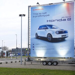 Honda used The Skyboard 60 for the launch of the revolutionary Honda e, a fully electric vehicle. The Skyboard 60 was used in high traffic zones in all major Belgian cities, making it a national campaign.